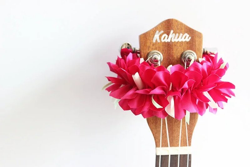 ribbon lei for ukulele (Bougainvillea pink) / ukulele strap / ukulele ribbon / - พวงกุญแจ - ผ้าฝ้าย/ผ้าลินิน สึชมพู