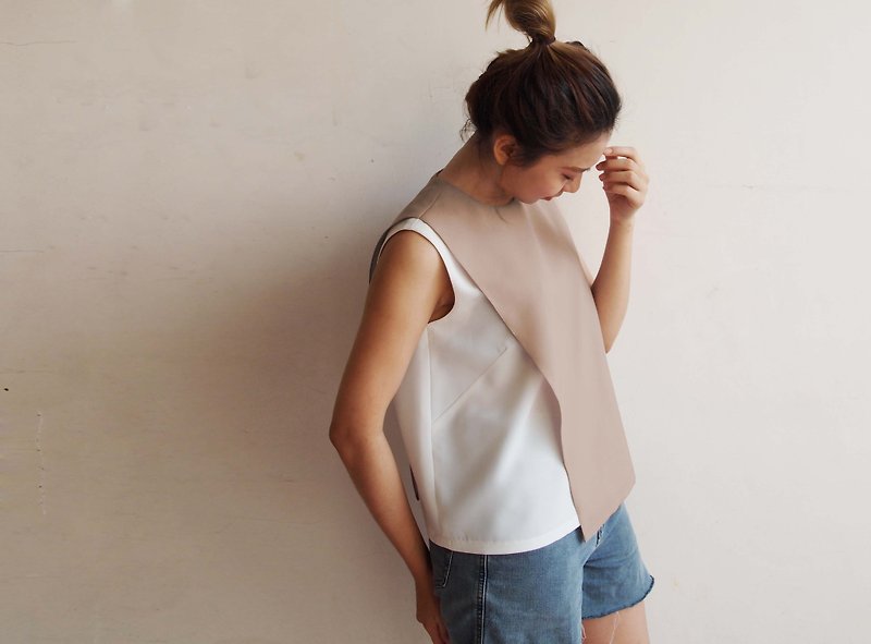 Urban Breeze - Asymmetrical Color Tank Tops/Bare Apricot - Women's Vests - Polyester Khaki