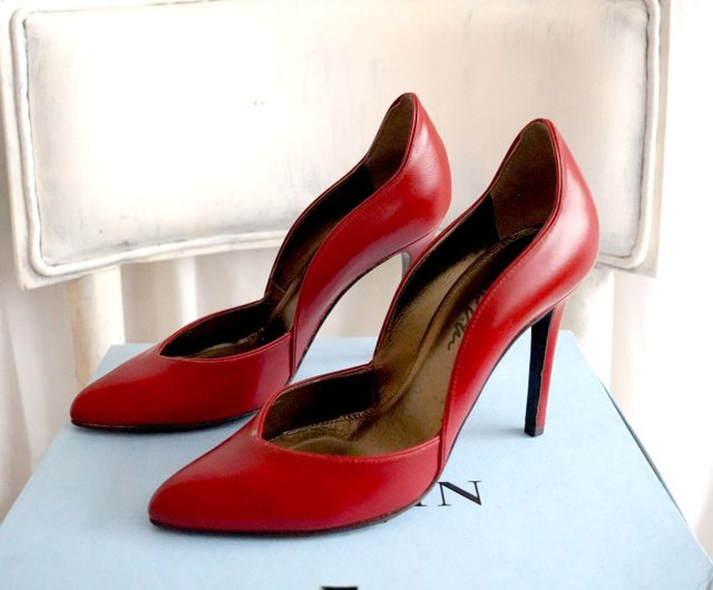 Size 38 brand new LANVIN maroon leather heart-shaped wavy