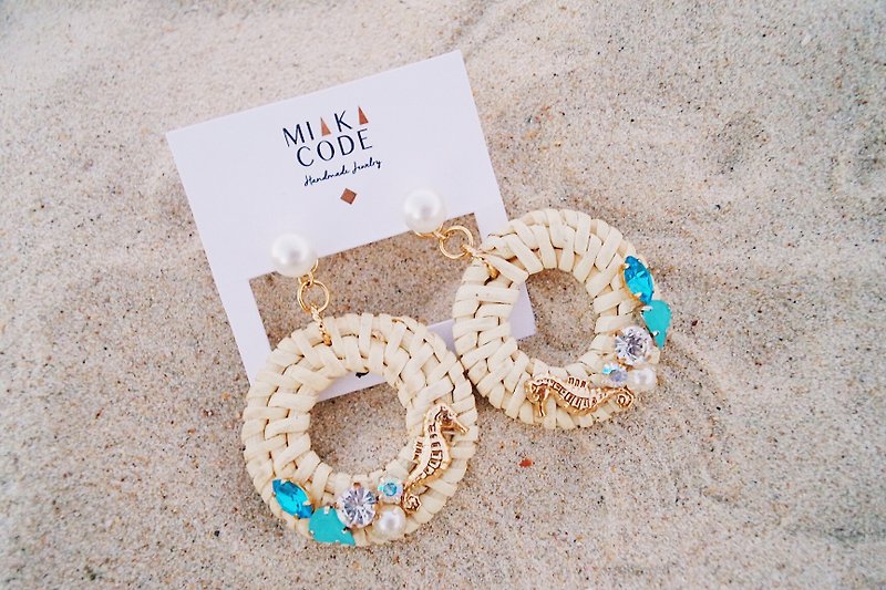 Various ways to wear marine series pearl seahorse Gemstone-rattan ring-earrings/ Clip-On - Earrings & Clip-ons - Other Materials Blue