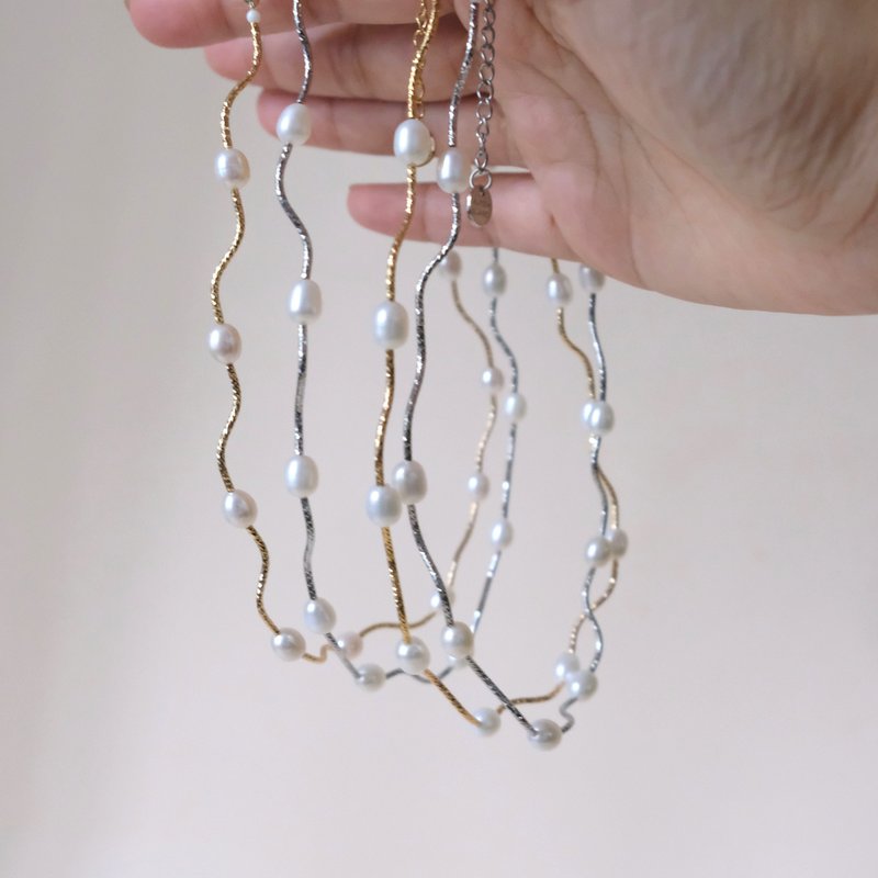 ALYSSA & JAMES 經典天然珍珠 choker 頸鏈 - 項鍊 - 其他金屬 金色