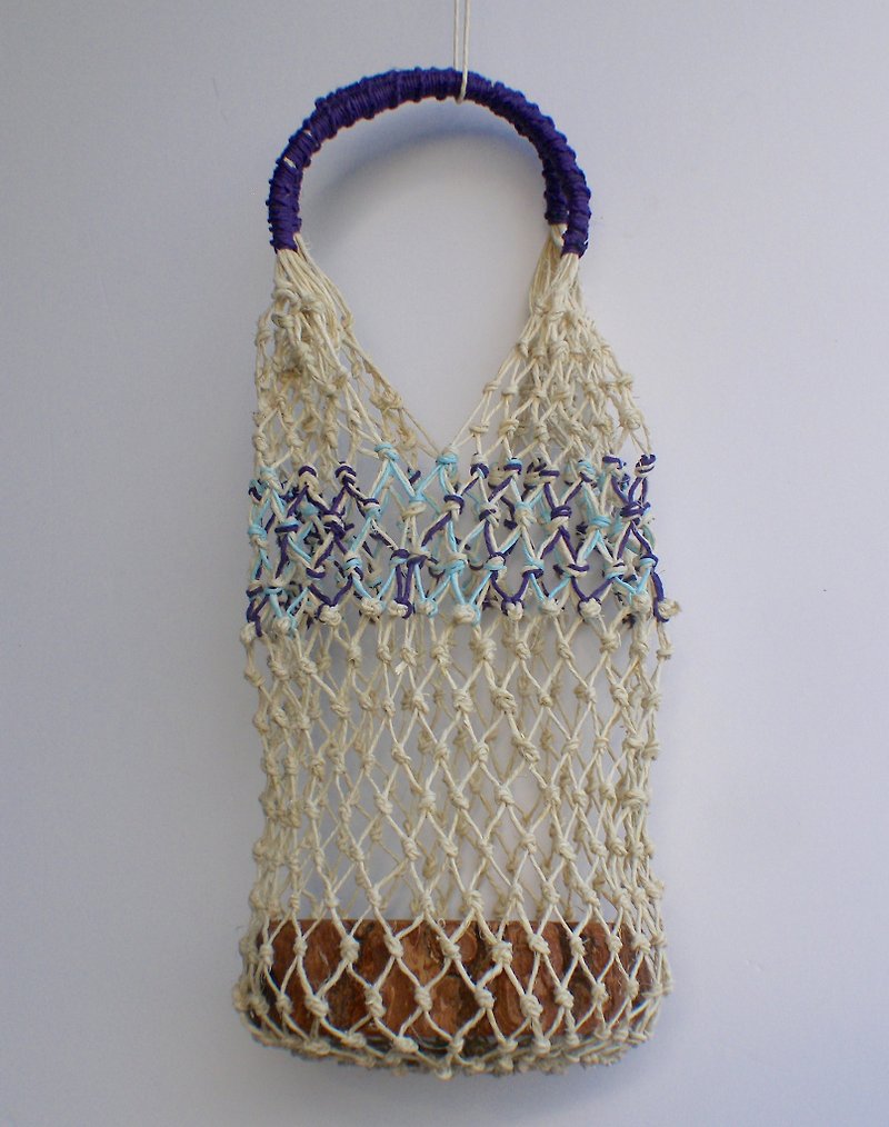 美國麻線手工編織環保袋-原麻色加紫藍色混搭-手提袋-飲料袋-水果 - 飲料提袋/杯袋/杯套 - 棉．麻 