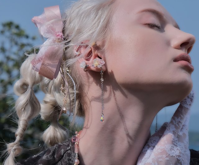 うさぎさま❤️スワロフスキー ヘアクリップ ピアス （スリム