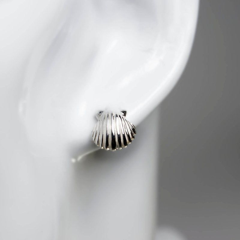 貝殼耳環 - 耳環/耳夾 - 純銀 銀色