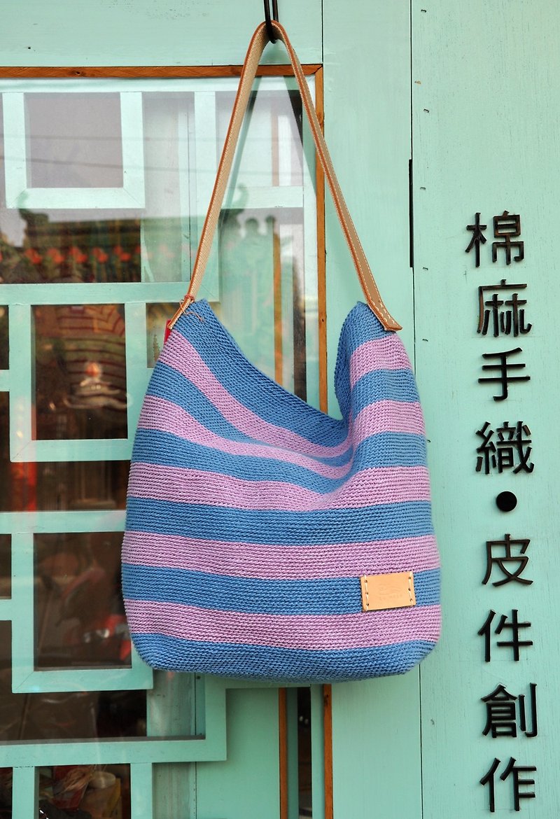 Urban Diary - Cotton twine hand-crocheted shoulder bag - กระเป๋าแมสเซนเจอร์ - ผ้าฝ้าย/ผ้าลินิน 