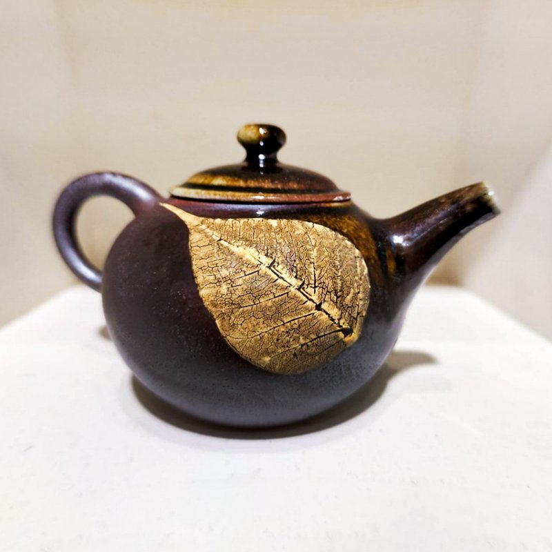 一葉菩提 木葉柴燒正把壺 160cc 菩提葉 茶壺 - 茶壺/茶杯/茶具 - 陶 咖啡色