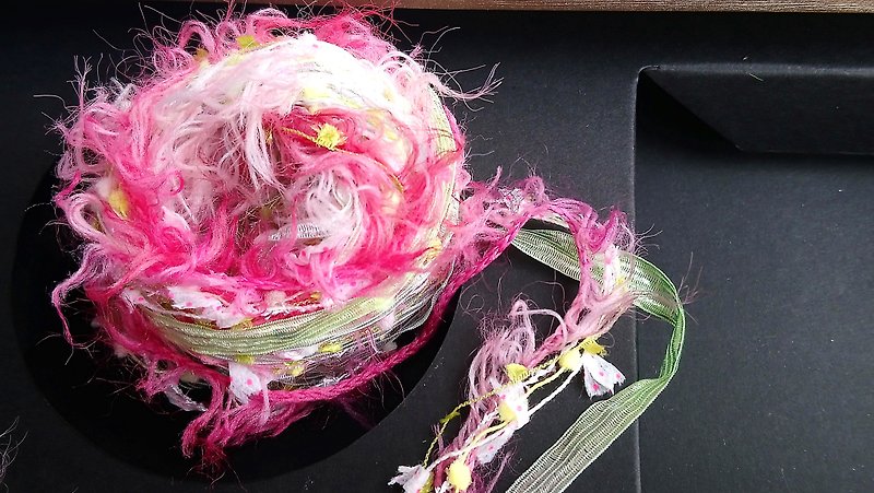 Draw yarn 1m - Knitting, Embroidery, Felted Wool & Sewing - Polyester Pink
