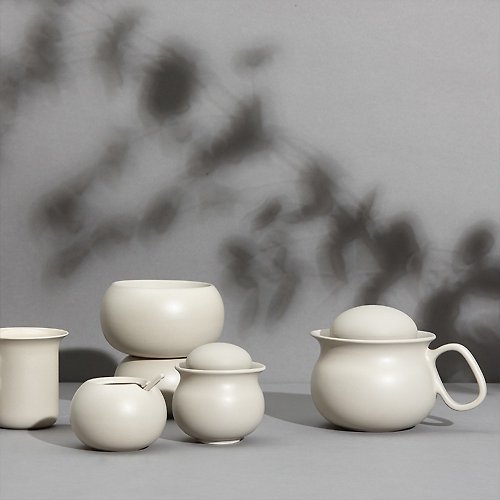 哲品家居 佐藤大-卵石系列(咖啡壺、手衝咖啡過濾器、糖奶罐)