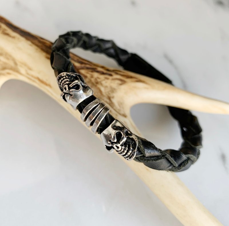 Leather weave and sterling silver segment knock bracelet - สร้อยข้อมือ - เงินแท้ สีดำ
