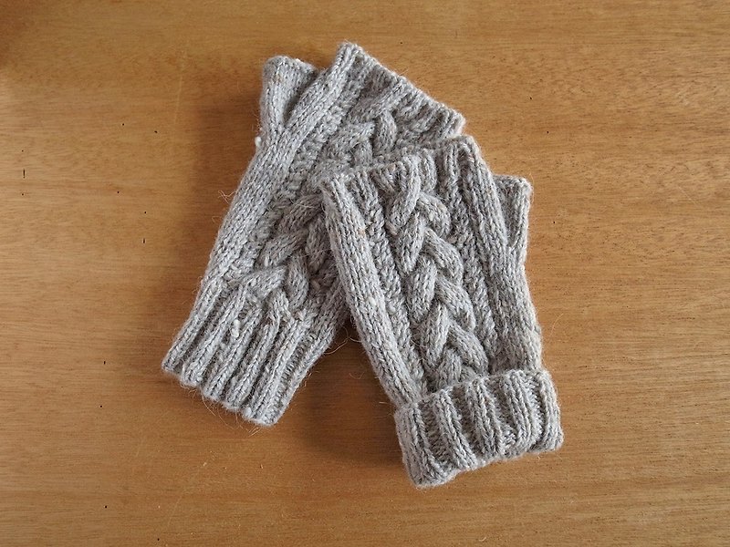 Roughly Tweed's Alan Hand Warmer · Glege - Gloves & Mittens - Eco-Friendly Materials Silver