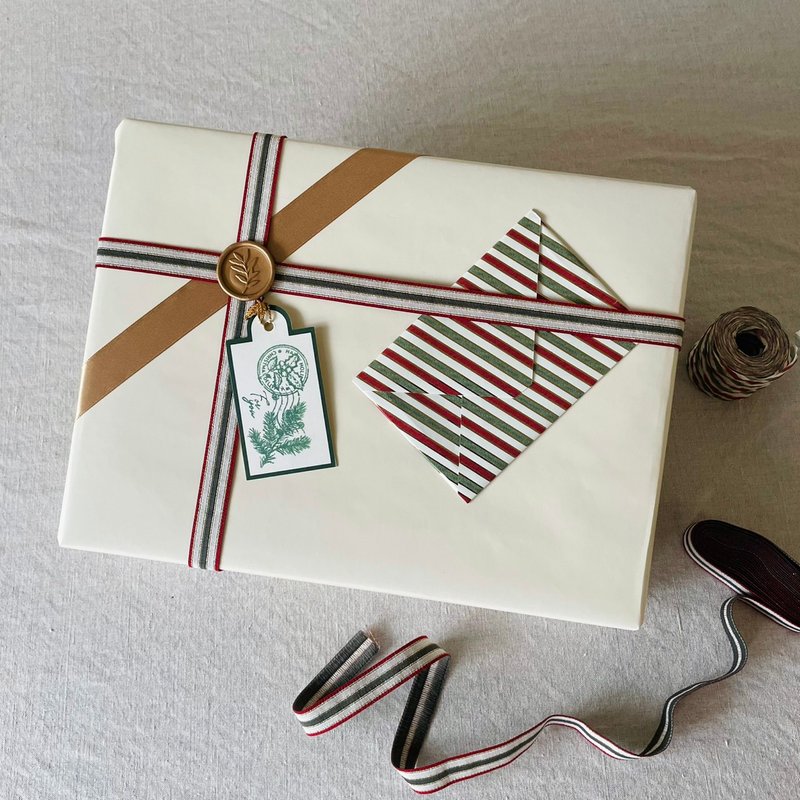 【加購聖誕包裝】僅供抱枕套系列商品使用 - 包裝材料/包裝紙 - 紙 多色