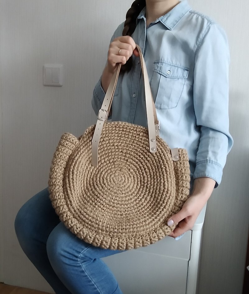 Jute Bag, Knitted Round Bag, Woven Eco Bag - 手袋/手提袋 - 環保材質 咖啡色
