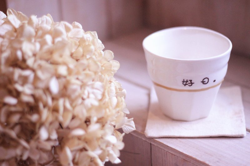 Handmade Handmade. Good day hand made white porcelain cup - แก้วมัค/แก้วกาแฟ - เครื่องลายคราม ขาว