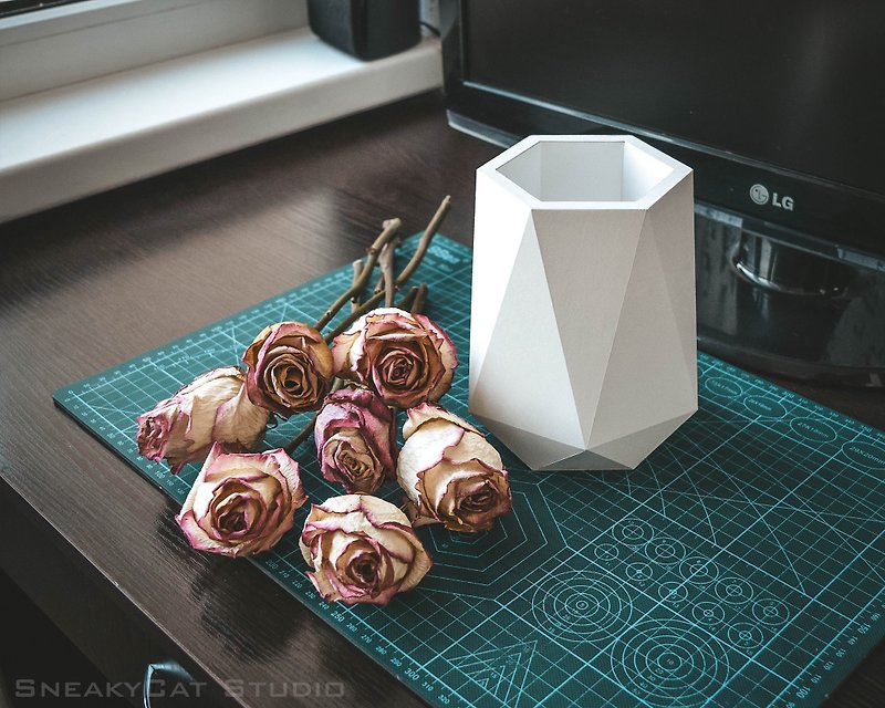 Papercraft template: Vase 3 | DIY | Handmade | 3D Papercraft (Digital PDF) - 圖文範本設計 - 其他材質 