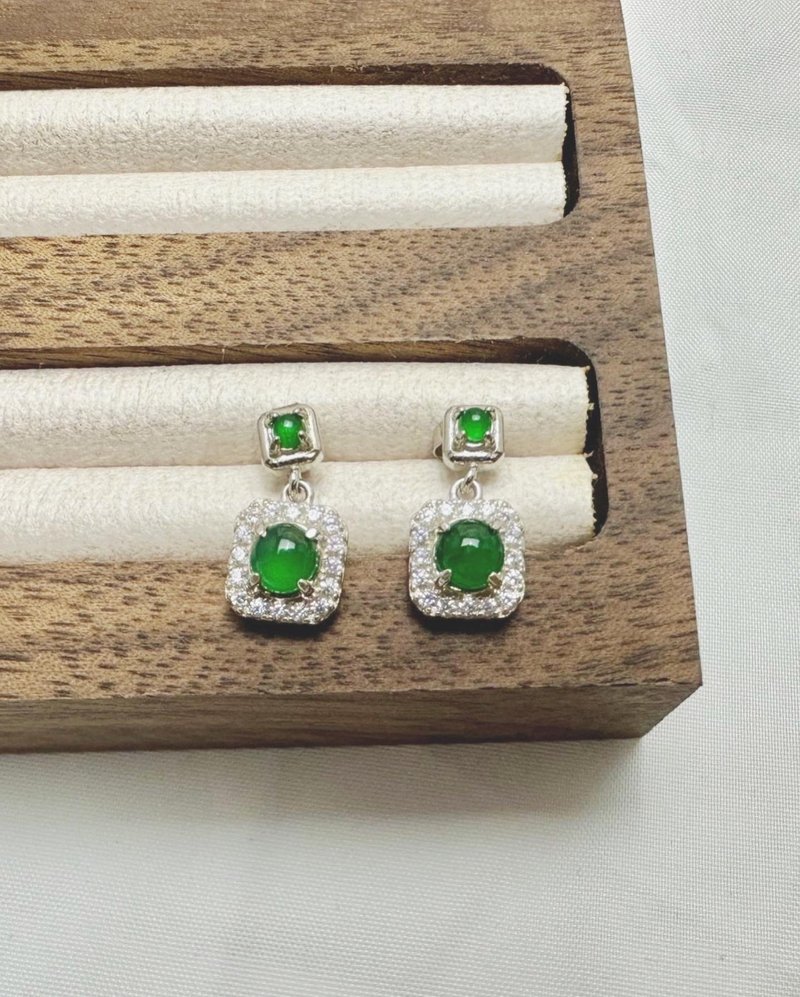 Natural Burmese Jade Grade A Earrings - ต่างหู - หยก สีเขียว