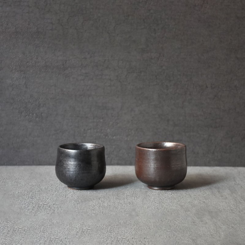 Hand-made charcoal pottery tableware - อื่นๆ - วัสดุอื่นๆ สีเทา