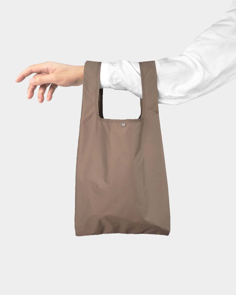 U3 reusable bag / Warm Taupe - กระเป๋าถือ - เส้นใยสังเคราะห์ สีนำ้ตาล