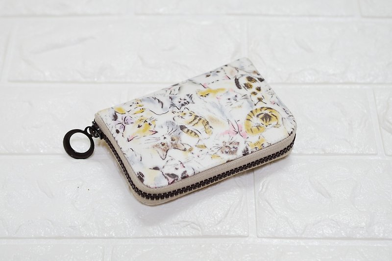 Play cloth hand made. Cat Japanese currency change folder tarpaulin short clip wallet purse coin purse - กระเป๋าใส่เหรียญ - วัสดุกันนำ้ สีนำ้ตาล