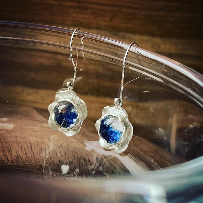 -Lan-Transparent Series-Crystal 925 Sterling Silver Earrings - ต่างหู - เงินแท้ สีน้ำเงิน