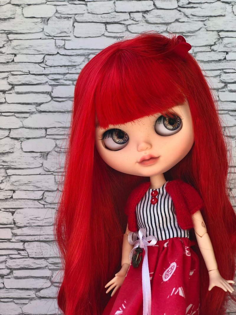 Blythe doll custom with beautiful red hair - 玩偶/公仔 - 其他材質 