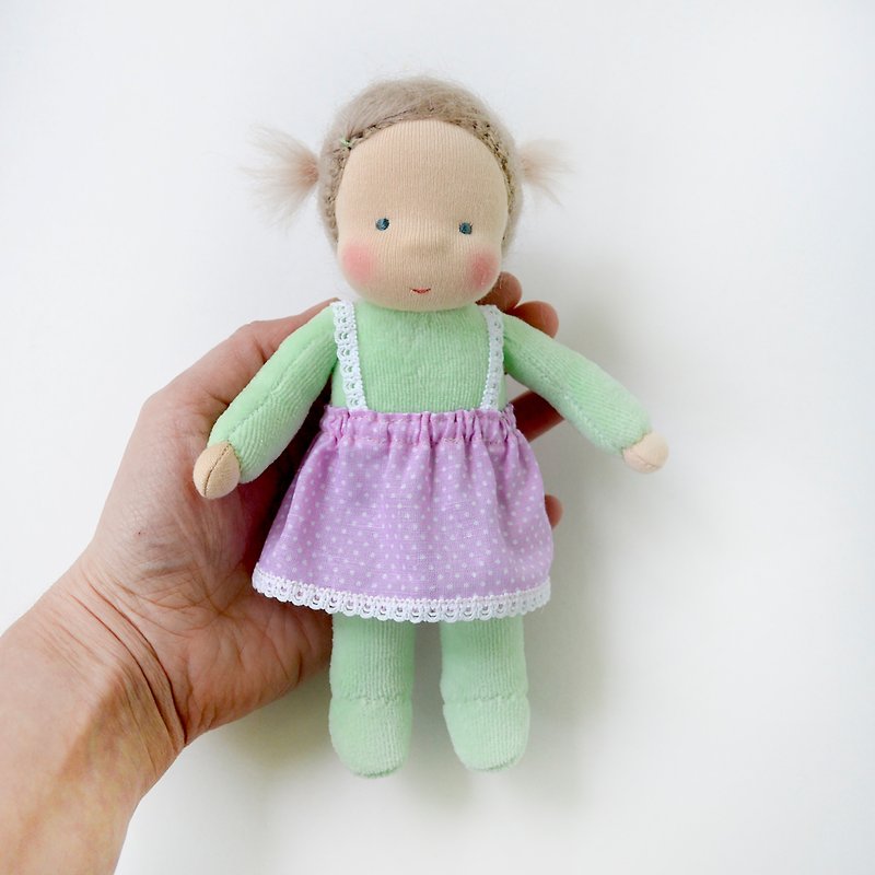 Waldorf doll pocket doll 7 inch (18 cm) tall. - 寶寶/兒童玩具/玩偶 - 環保材質 綠色