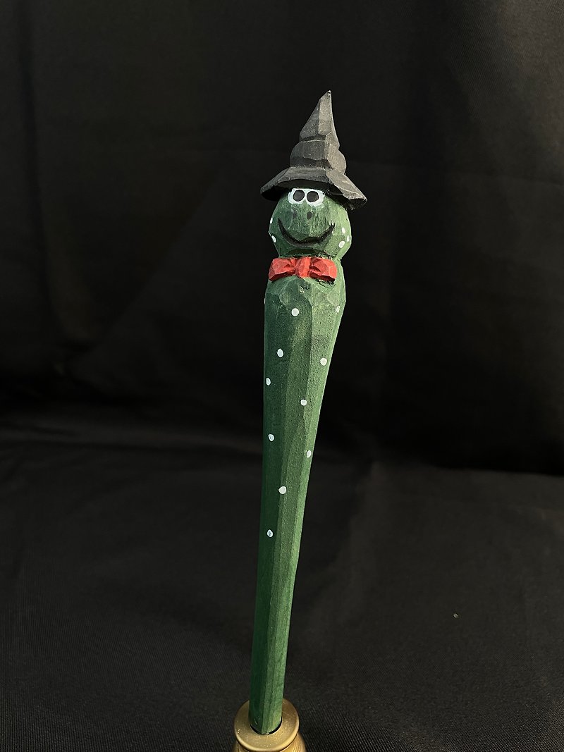 Vegetable shaped wooden ball pen-frog green pepper - Ballpoint & Gel Pens - Wood Green