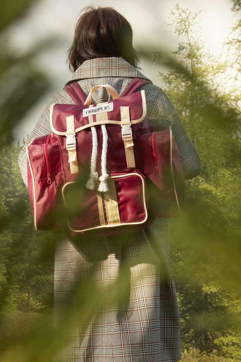 Troopers Stripe Plus Crimson - กระเป๋าเป้สะพายหลัง - ไนลอน สีแดง