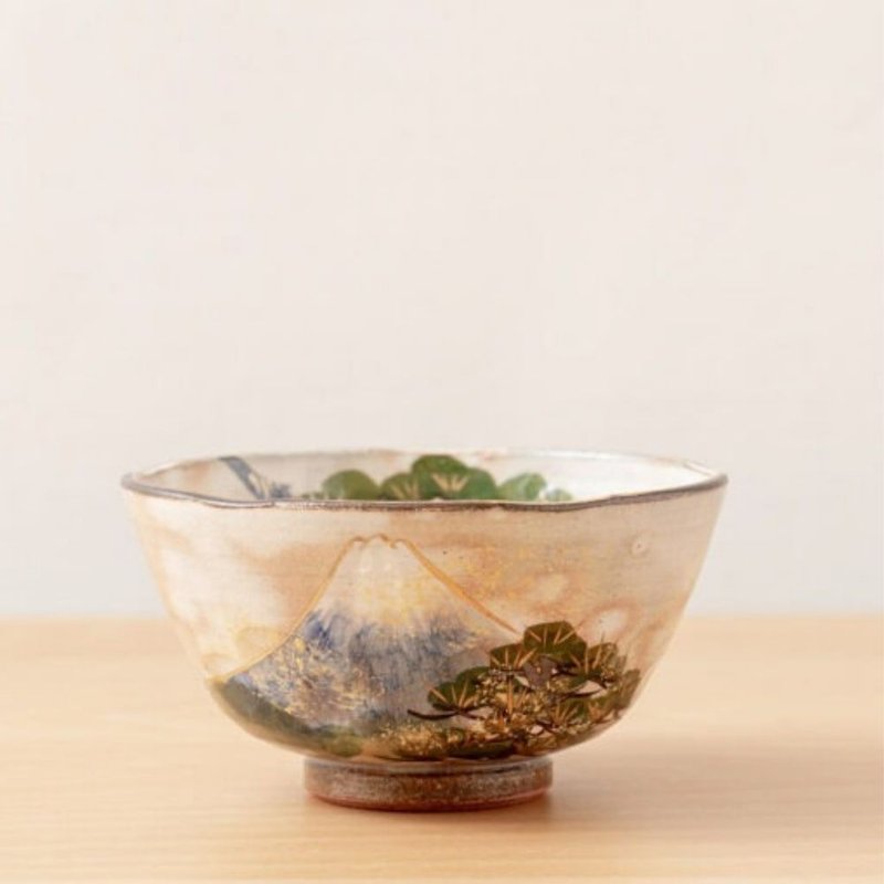 吉祥富士飯碗 (大) /俊山窯 - 碗 - 陶 