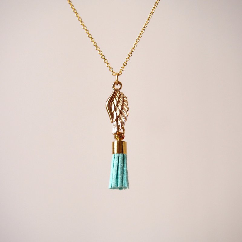 "KeepitPetite" delicate angel wings · · · small tassel Necklace mint green (45cm) - Necklaces - Other Metals Green