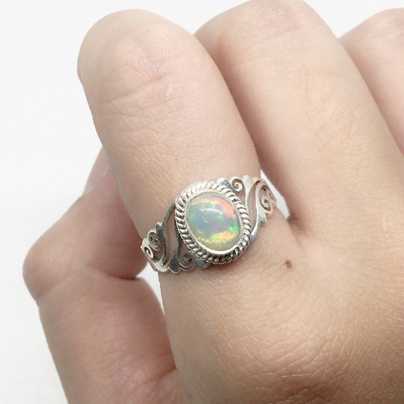 Opal 925 sterling silver carved design ring Nepal handmade inlay - แหวนทั่วไป - เครื่องเพชรพลอย สีเงิน