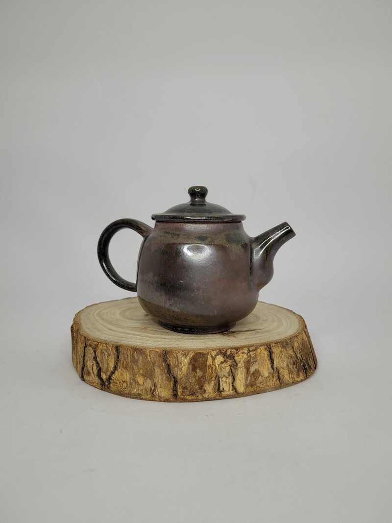 柴燒陶壺蓋密出水順落灰釉面溫潤 - 茶壺/茶杯/茶具 - 陶 咖啡色