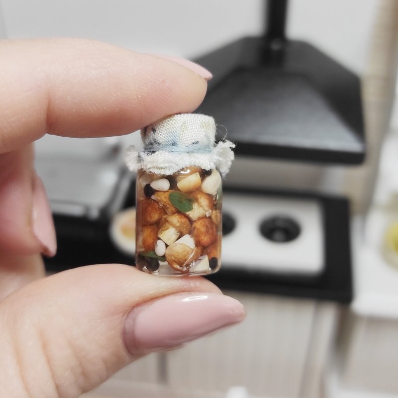 Miniature jars, mushrooms, mushrooms in jars, dollhouse, 1 12 scale, miniature - 公仔/玩偶 - 黏土 