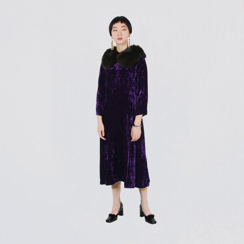 [Egg plant vintage] Purple jade light and shadow velvet vintage dress - ชุดเดรส - ไฟเบอร์อื่นๆ 