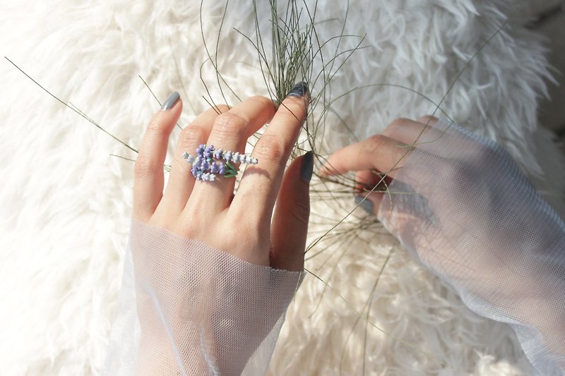 Lavender Ring, Flower Ring, Handpainted Jewelry. - แหวนทั่วไป - โลหะ สีม่วง