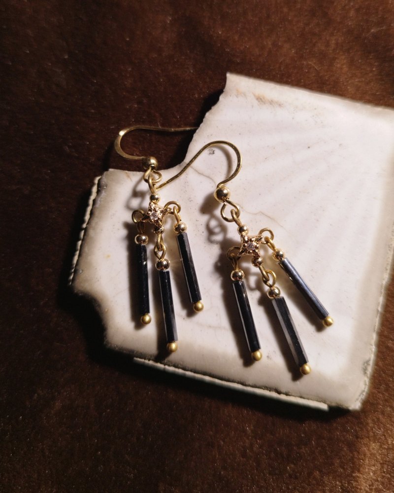 鋯石垂墜耳環 / 四芒星 - 耳環/耳夾/耳骨夾 - 銅/黃銅 多色