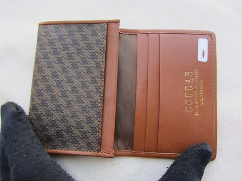 OLD-TIME] Early Burberry leather business card holder - Shop OLD-TIME  Vintage & Classic & Deco Card Holders & Cases - Pinkoi