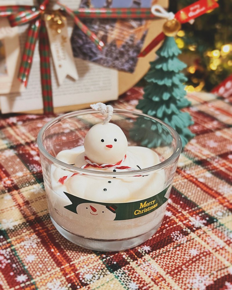 Melting Snowman Fragrance Cup Handmade Scented Candle Christmas Exchange Gift Customized Handmade Candle - Candles & Candle Holders - Wax White