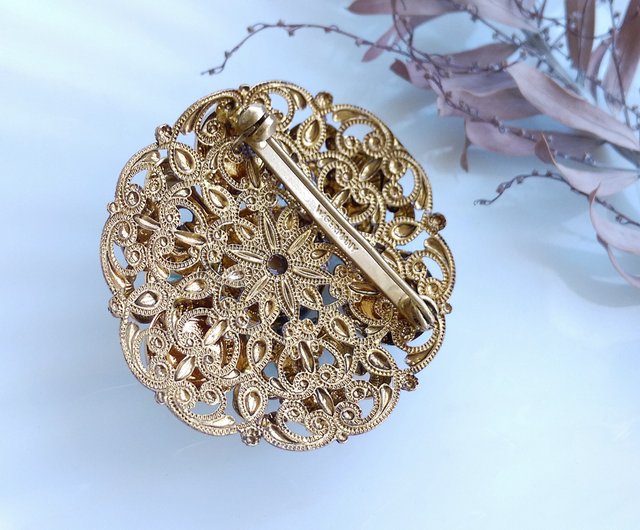 西洋アンティークジュエリー】グリーンレース立体フラワーピンブローチ