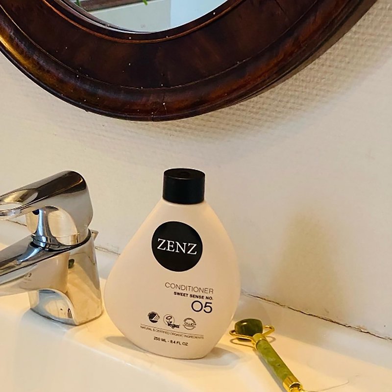 丹麥 ZENZ NO.05 甜橙抗熱亮澤護髮乳 250ml - 洗髮精/餅/皂 - 其他材質 白色
