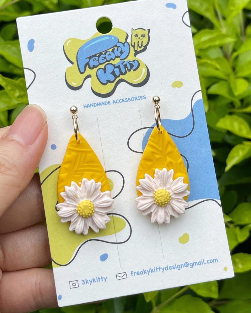 3kykitty || Summer yellow sunflower polymer clay tear drop earrings - ต่างหู - ดินเหนียว สีเหลือง