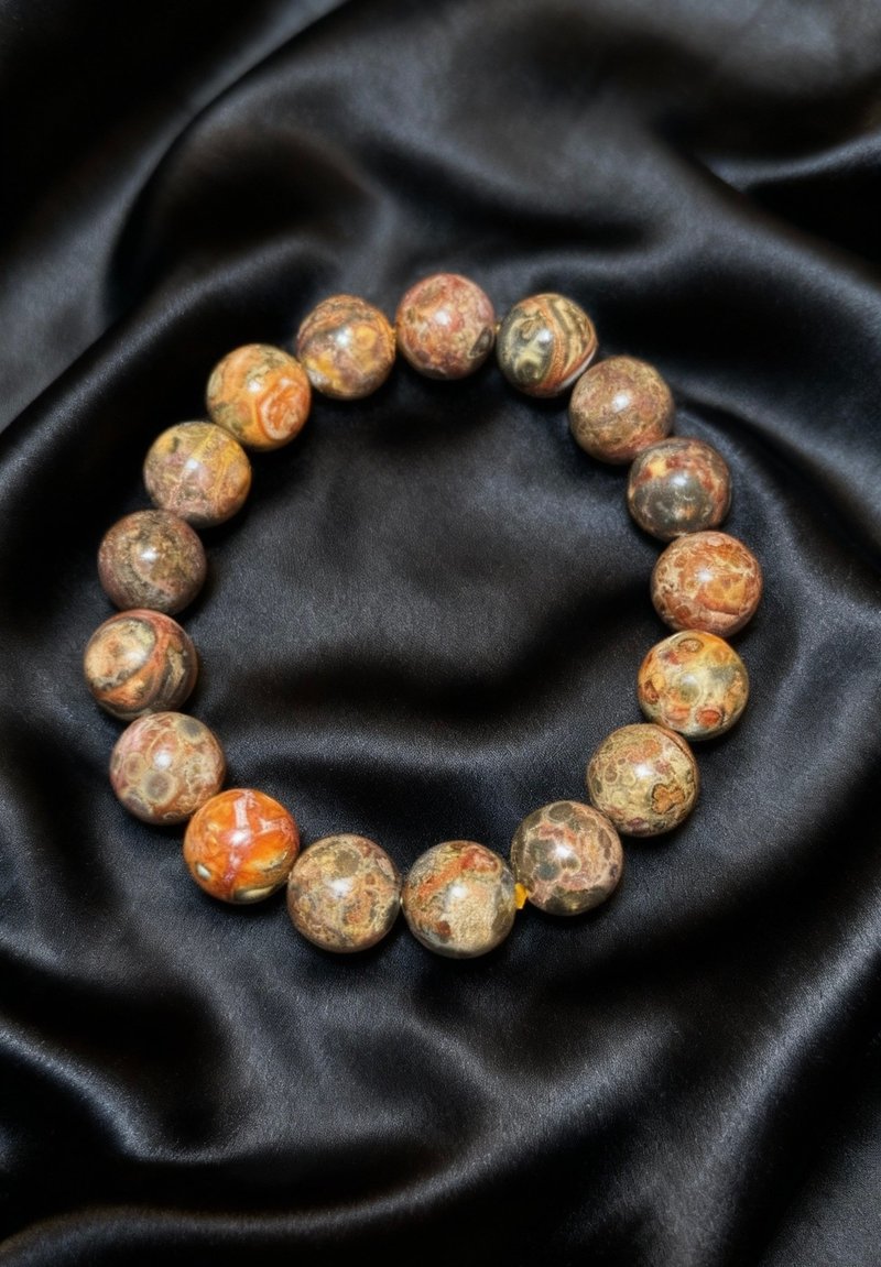 Crystal.EAA Dragon Palace Sarira Bracelet - สร้อยข้อมือ - หยก สีกากี