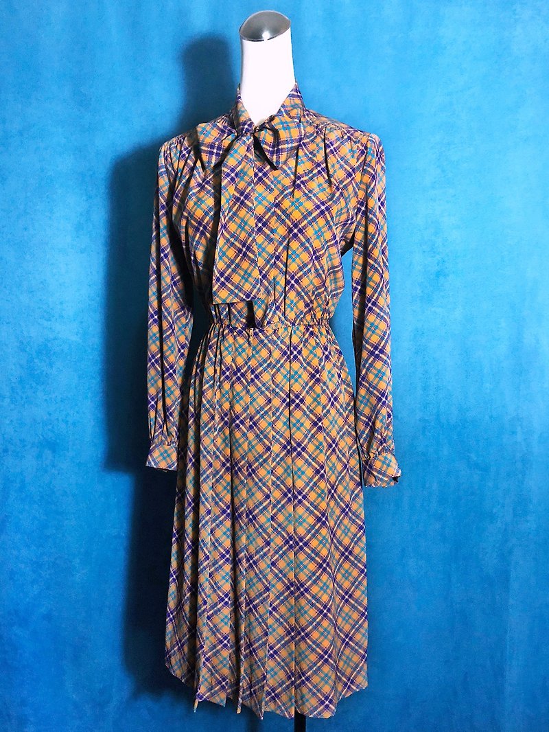 Plaid Bow Tie Long Sleeve Vintage Dress / Foreign Return to VINTAGE - ชุดเดรส - เส้นใยสังเคราะห์ สีส้ม