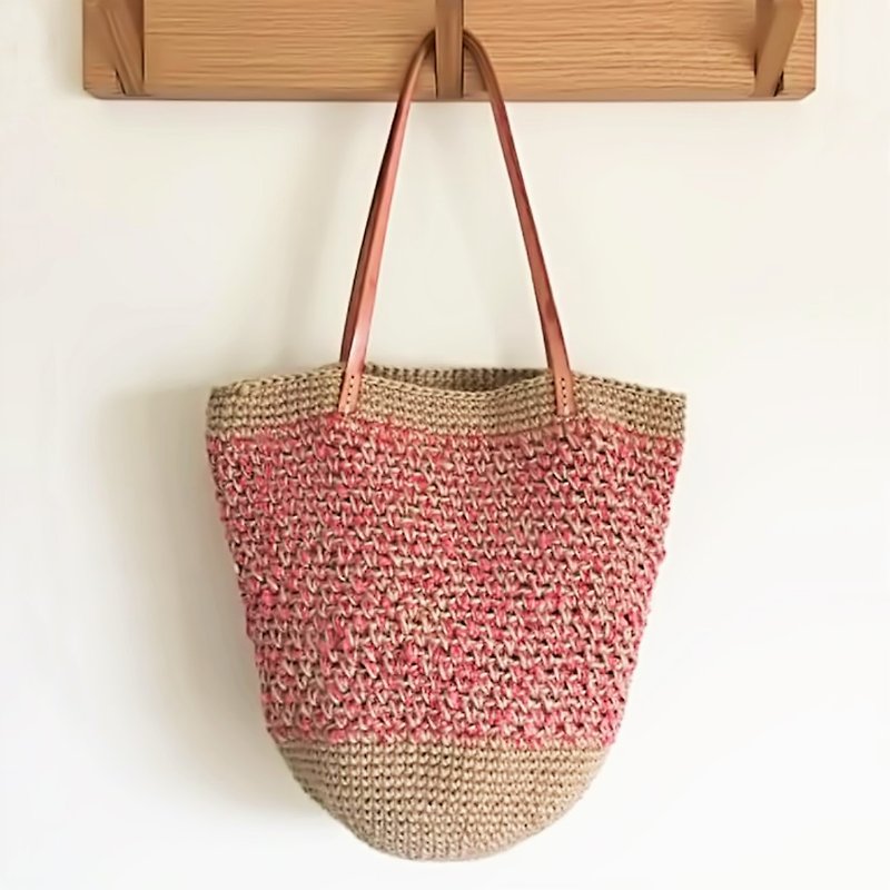 Coral Medium Tote Bag - กระเป๋าถือ - ผ้าฝ้าย/ผ้าลินิน 