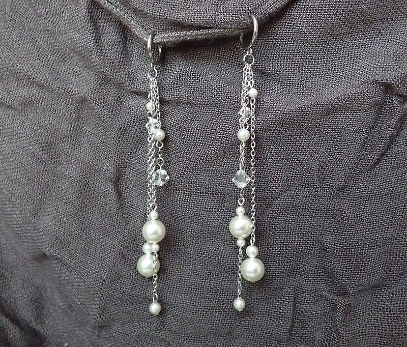 Stainless Steel earrings with SWAROVSKI ELEMENTS - Earrings & Clip-ons - Glass White