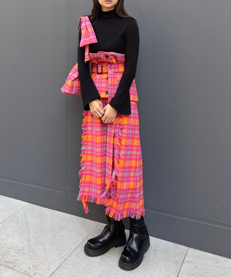 FRINGE DESIGN A-LINE CHECK SKIRT - Skirts - Wool Pink