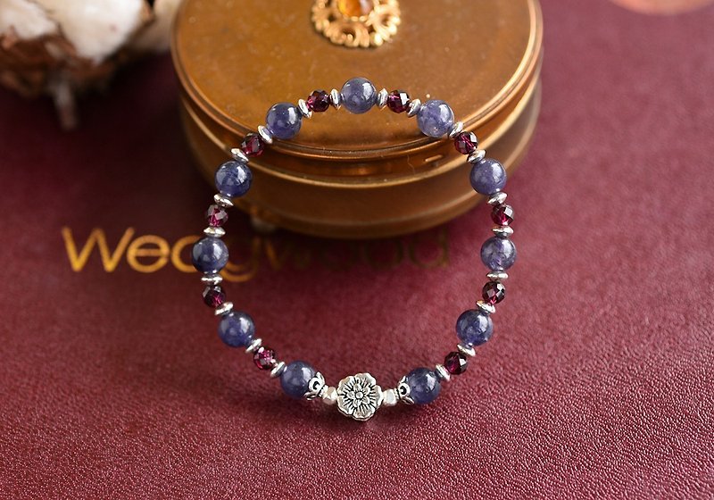 Cordierite+Purple Black Stone+Pure Silver Flower Bracelet - สร้อยข้อมือ - คริสตัล สีม่วง