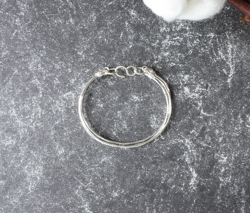 Hammered Texture Triple Hoops Bracelet - Sterling Silver - Handmade - สร้อยข้อมือ - เงินแท้ สีเงิน