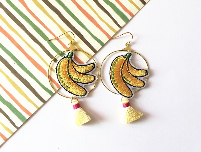 magichands embroidery banana cute personality exaggerated earrings ear clip - ต่างหู - งานปัก สีเหลือง