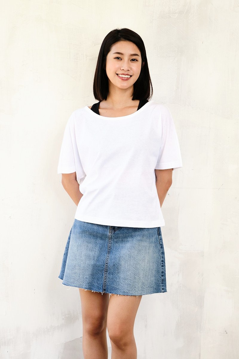 川衣見休閒女款素短TEE - 女 T 恤 - 棉．麻 白色