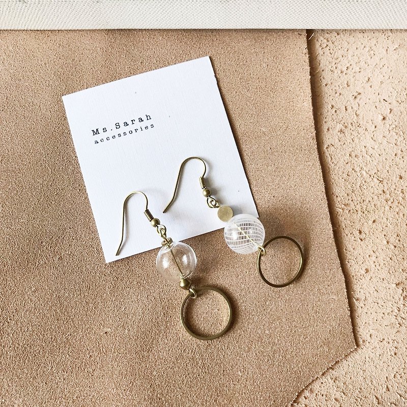Glass Bubble_Brass Earrings_Japanese Aesthetics (Changeable Clip) - ต่างหู - แก้ว ขาว